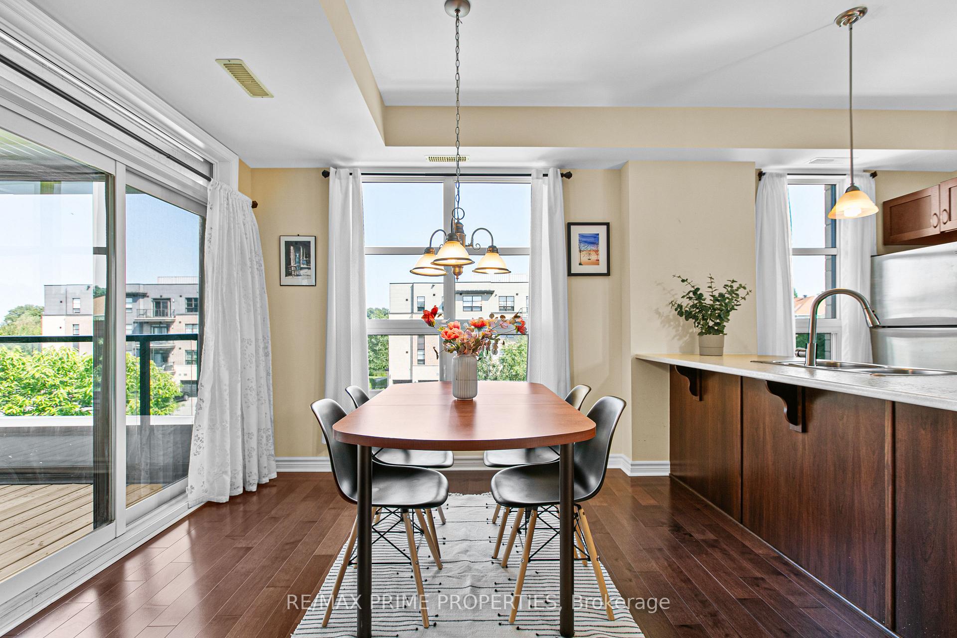 Photo 31 of Unit 302, 100 Montblanc Private, Ottawa, Convent Glen North — HOMEH