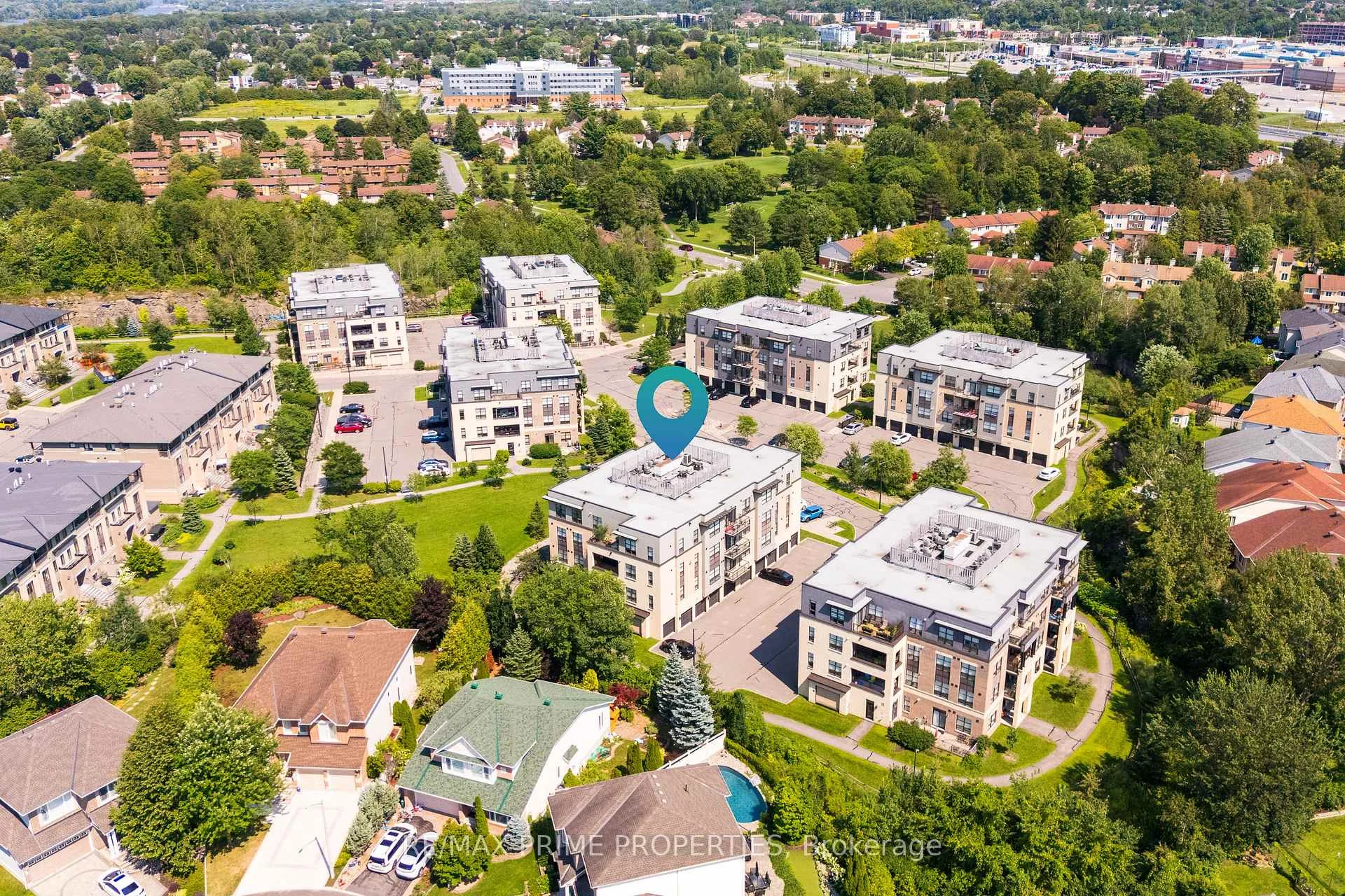 Photo 10 of Unit 302, 100 Montblanc Private, Ottawa, Convent Glen North — HOMEH