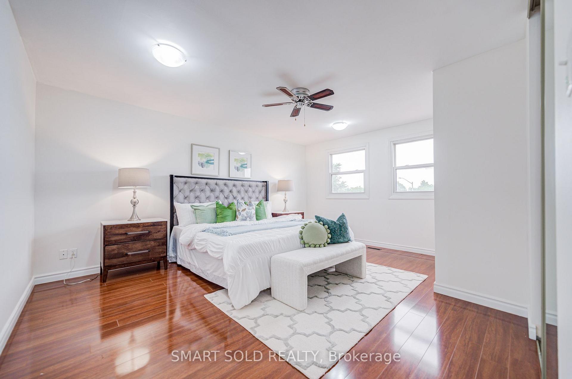 Photo 20 of 837 Queensbridge Drive, Mississauga, Creditview — HOMEH