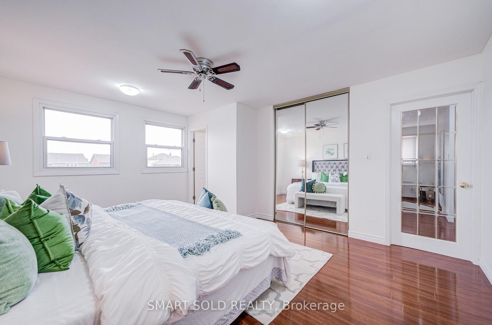 Photo 21 of 837 Queensbridge Drive, Mississauga, Creditview — HOMEH