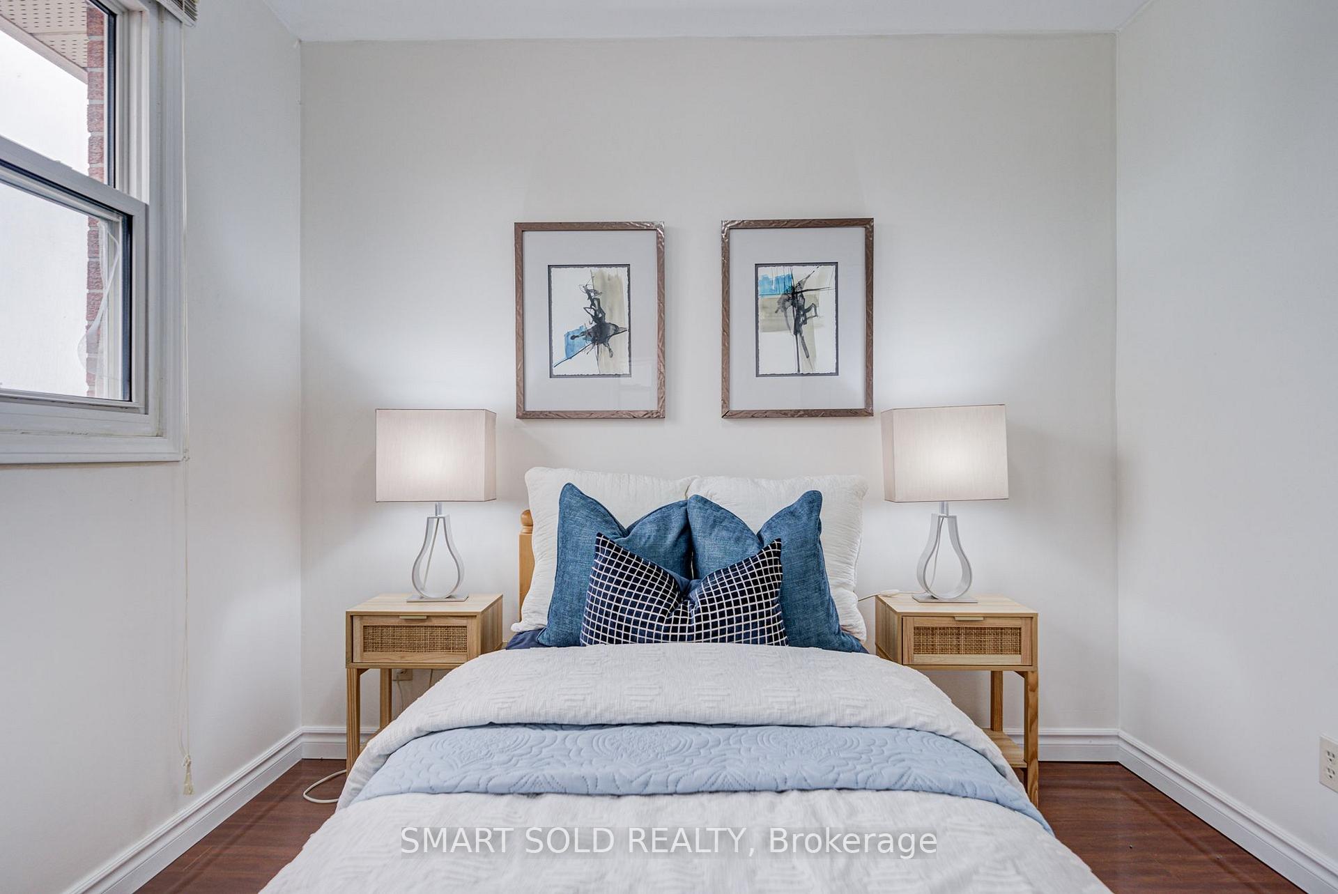 Photo 28 of 837 Queensbridge Drive, Mississauga, Creditview — HOMEH