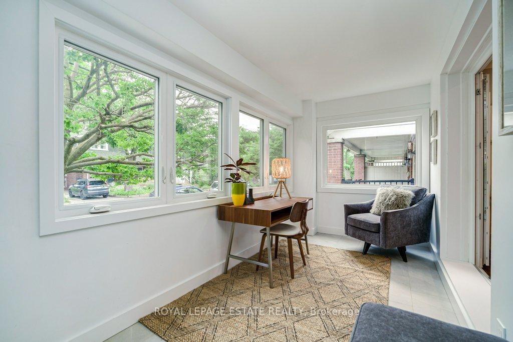 Photo 5 of 212 Lawlor Avenue, Toronto, East End-Danforth — HOMEH