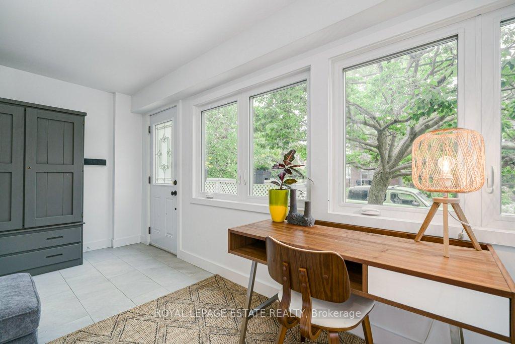 Photo 7 of 212 Lawlor Avenue, Toronto, East End-Danforth — HOMEH