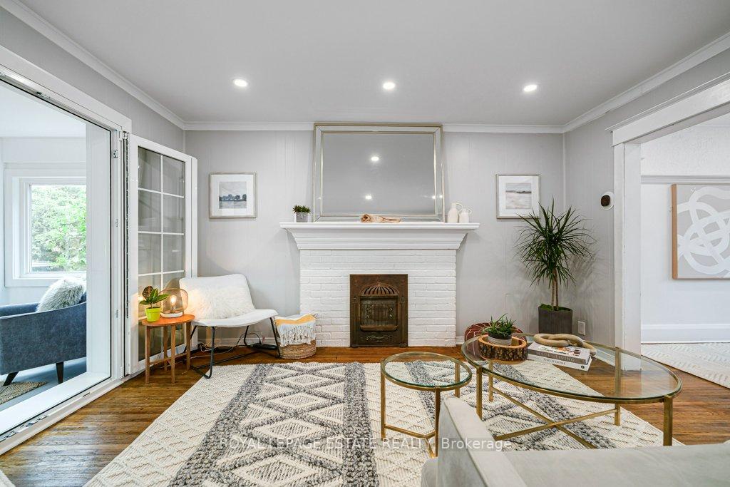 Photo 9 of 212 Lawlor Avenue, Toronto, East End-Danforth — HOMEH