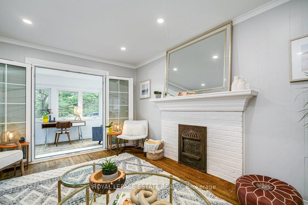 Photo 10 of 212 Lawlor Avenue, Toronto, East End-Danforth — HOMEH