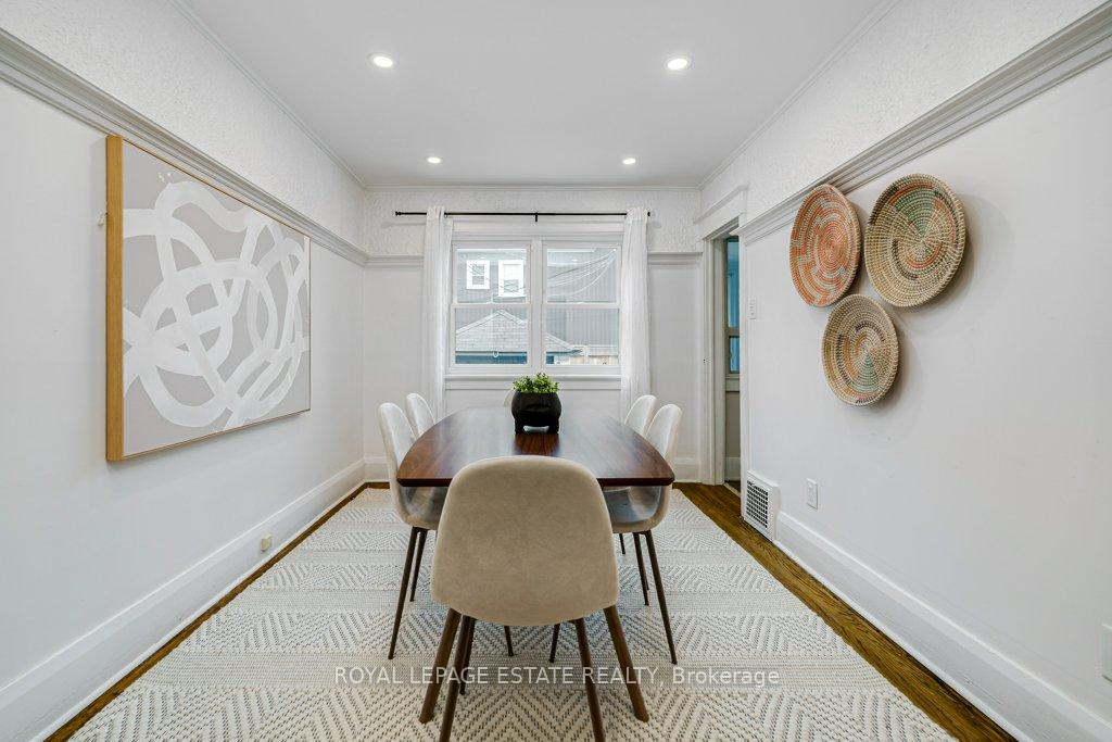 Photo 11 of 212 Lawlor Avenue, Toronto, East End-Danforth — HOMEH