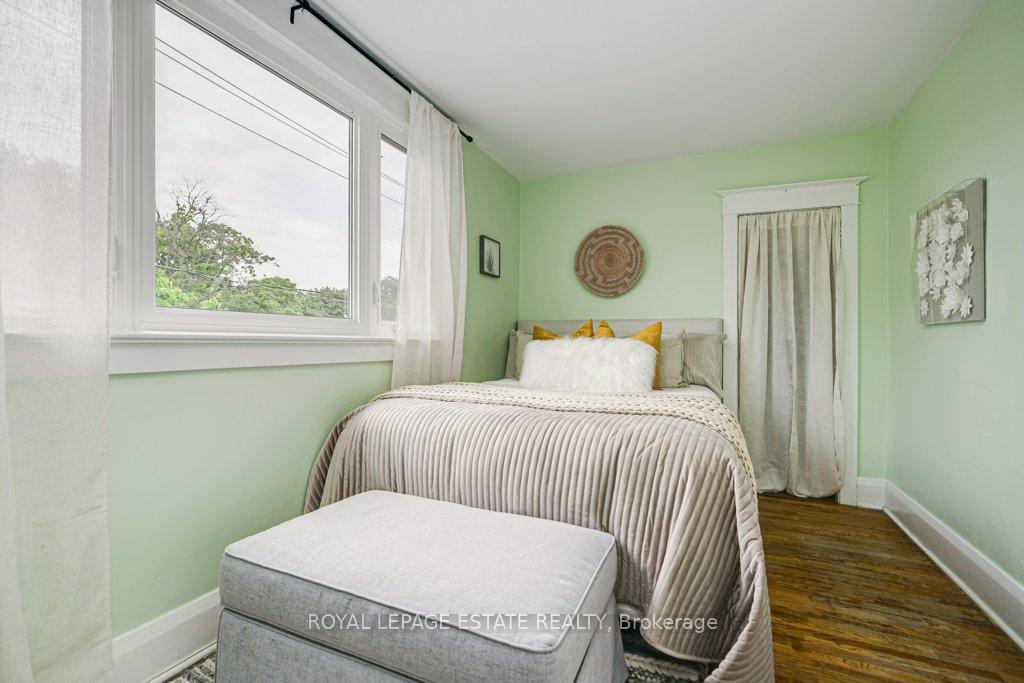Photo 26 of 212 Lawlor Avenue, Toronto, East End-Danforth — HOMEH
