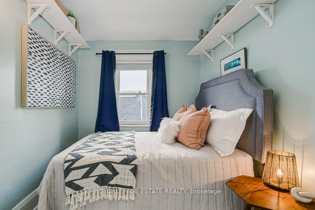 Photo 39 of 212 Lawlor Avenue, Toronto, East End-Danforth — HOMEH