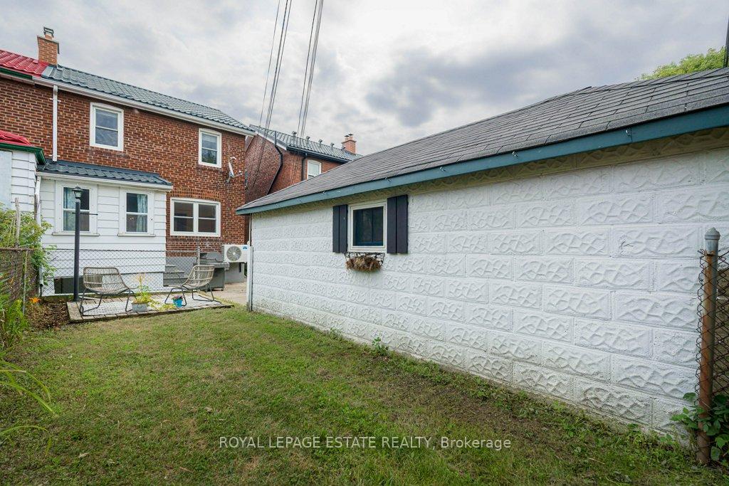 Photo 42 of 212 Lawlor Avenue, Toronto, East End-Danforth — HOMEH