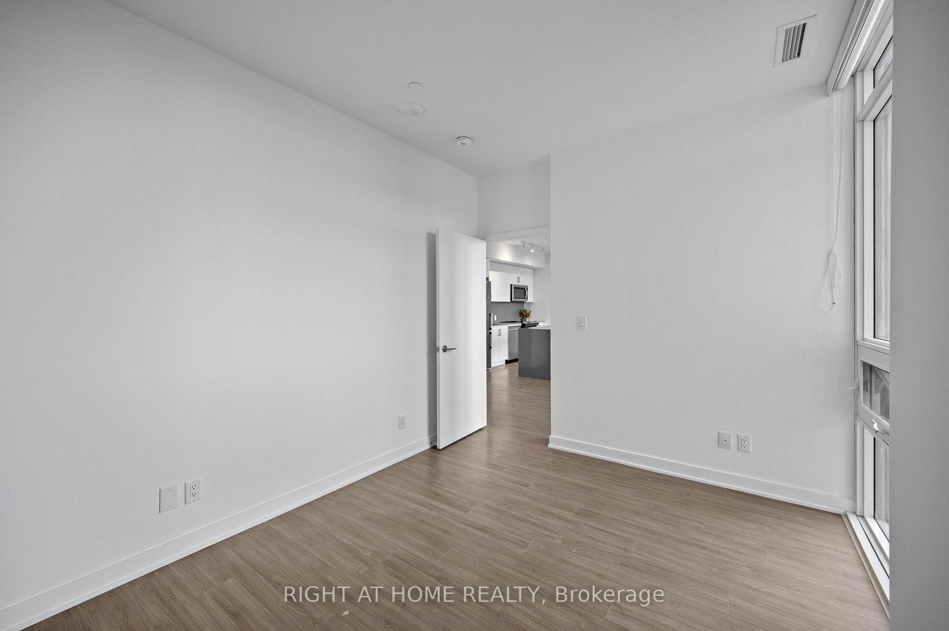 Photo 11 of Unit 630, 681 Yonge Street, Barrie, Painswick South — HOMEH