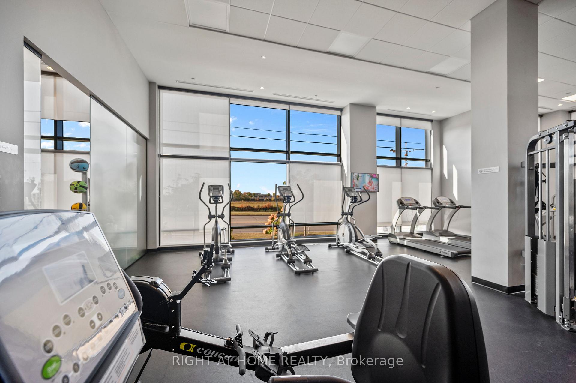 Photo 15 of Unit 630, 681 Yonge Street, Barrie, Painswick South — HOMEH