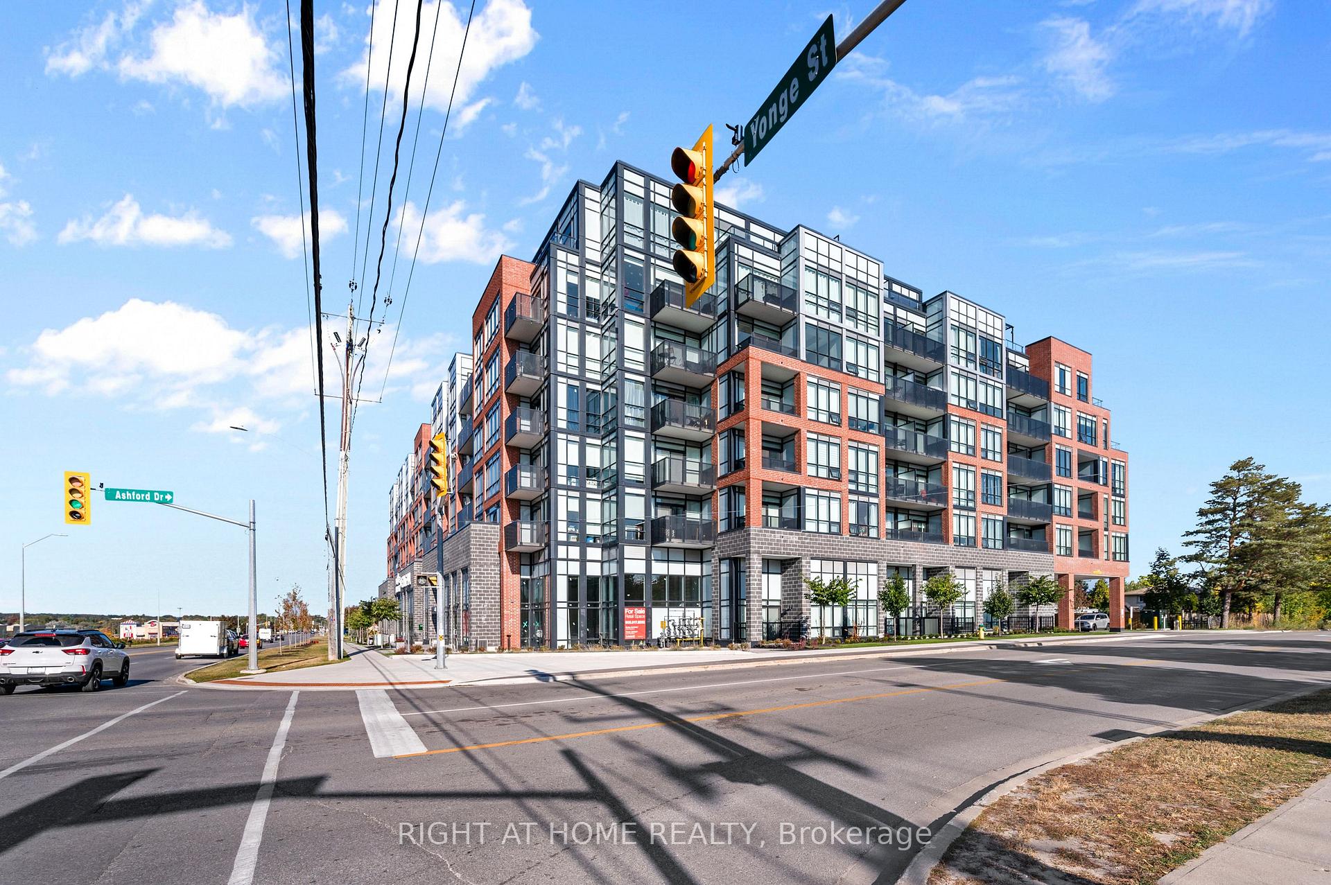 Photo 17 of Unit 630, 681 Yonge Street, Barrie, Painswick South — HOMEH