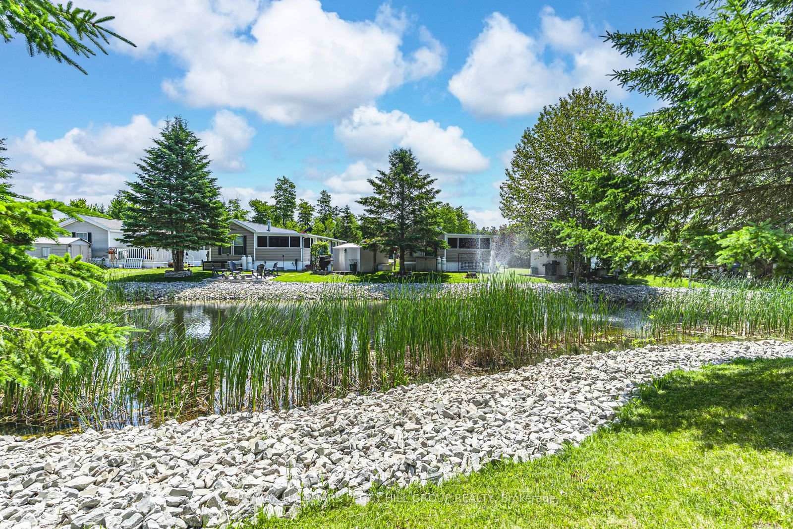 Photo 10 of 13 Huron Circle, Wasaga Beach — HOMEH