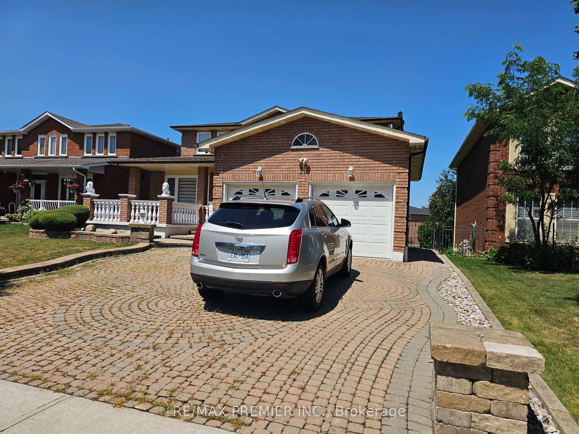 Photo 1 of Unit B - Basement, 16 Vineyard Court, Vaughan, East Woodbridge — HOMEH