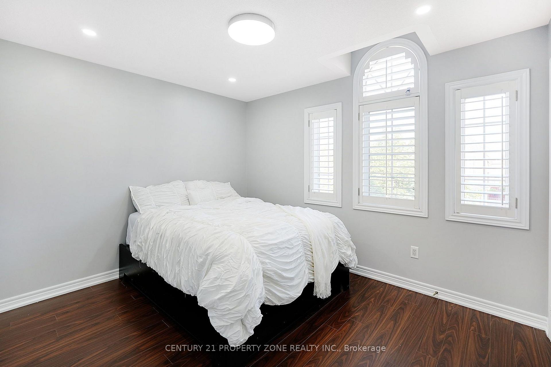 Photo 23 of 38 Callalily Road, Brampton, Northwest Sandalwood Parkway — HOMEH