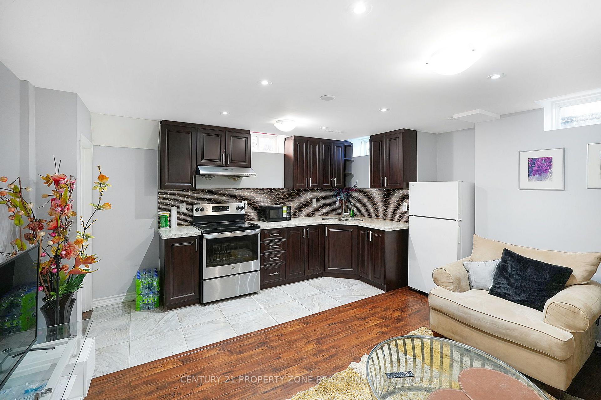 Photo 28 of 38 Callalily Road, Brampton, Northwest Sandalwood Parkway — HOMEH
