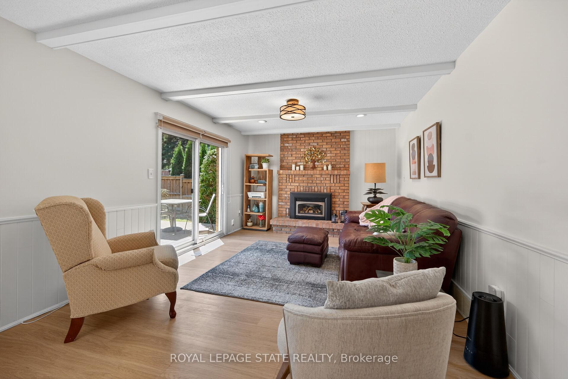 Photo 17 of 621 Tomahawk Crescent, Hamilton, Ancaster — HOMEH