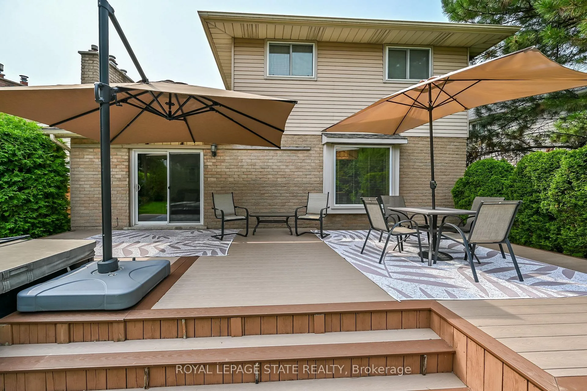 Photo 45 of 621 Tomahawk Crescent, Hamilton, Ancaster — HOMEH