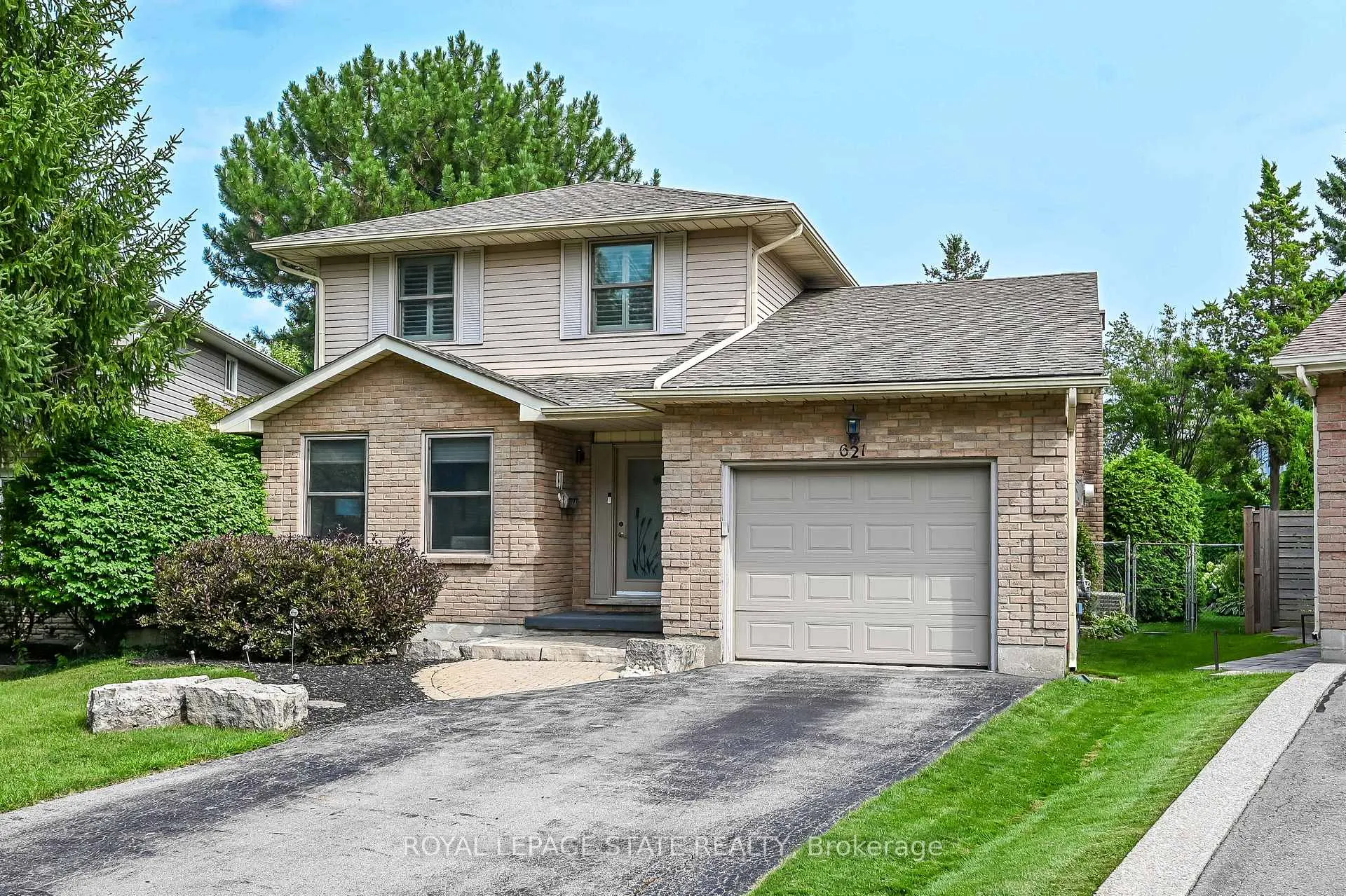 Photo 50 of 621 Tomahawk Crescent, Hamilton, Ancaster — HOMEH