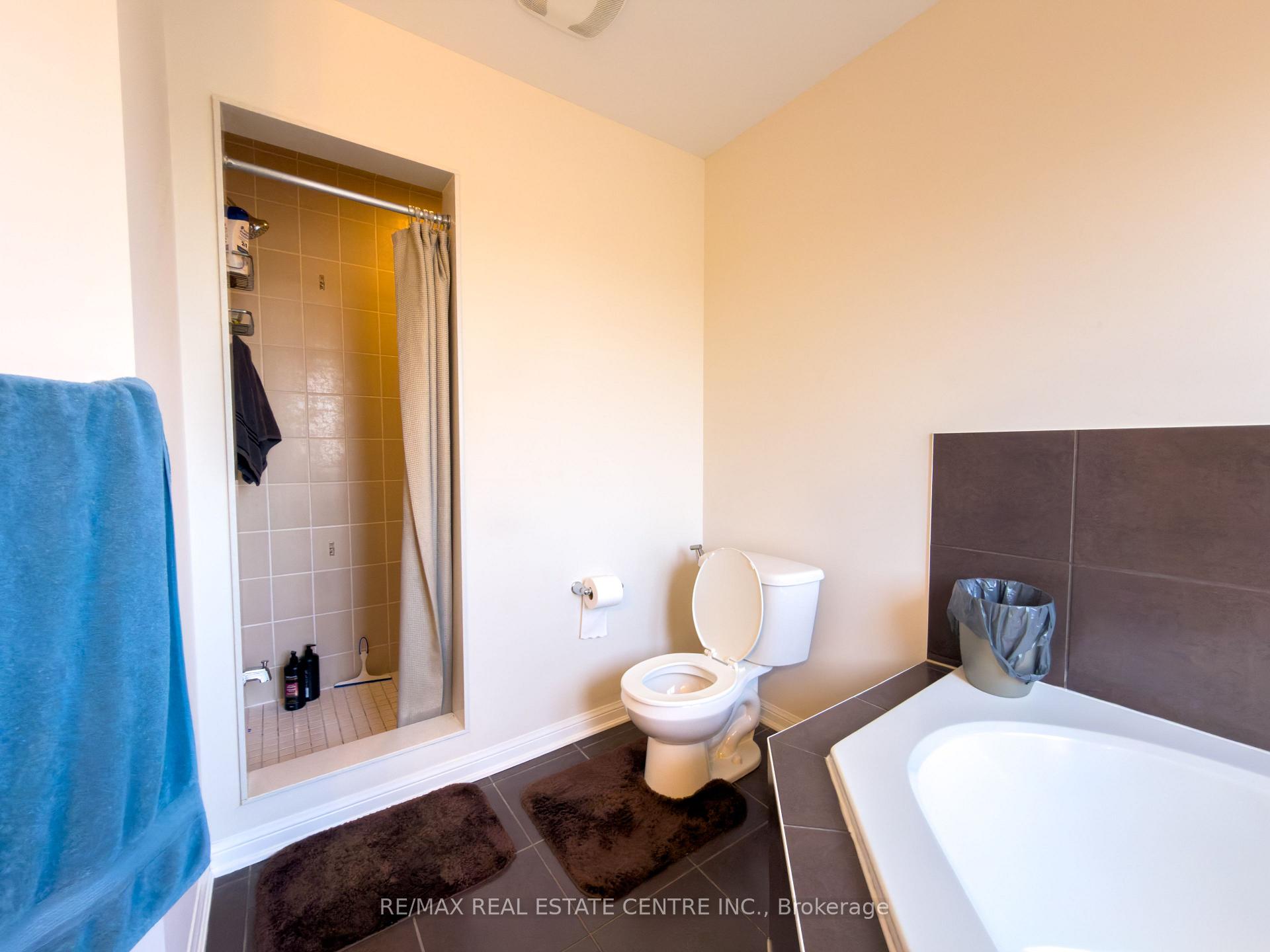 Photo 17 of 288 Ruhl Drive, Milton, Willmott — HOMEH