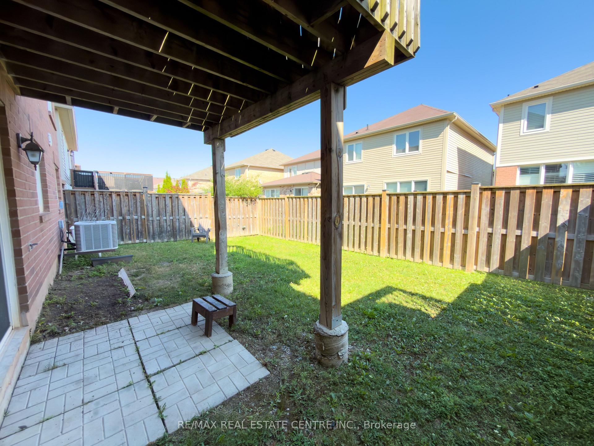 Photo 21 of 288 Ruhl Drive, Milton, Willmott — HOMEH