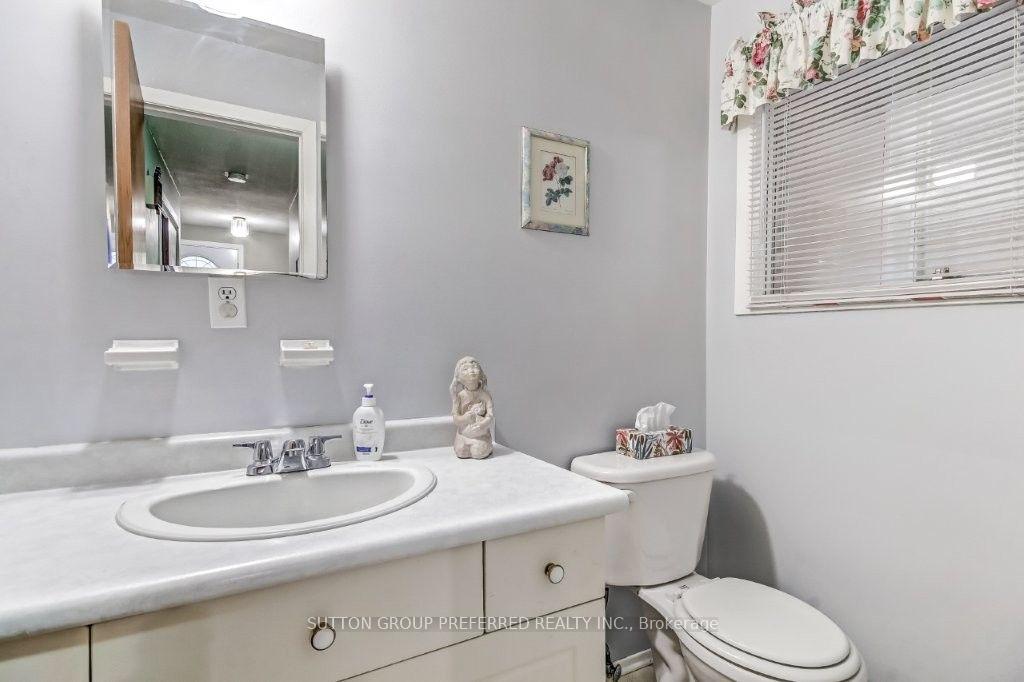 Photo 8 of 1280 Sorrel Road, London, East D — HOMEH