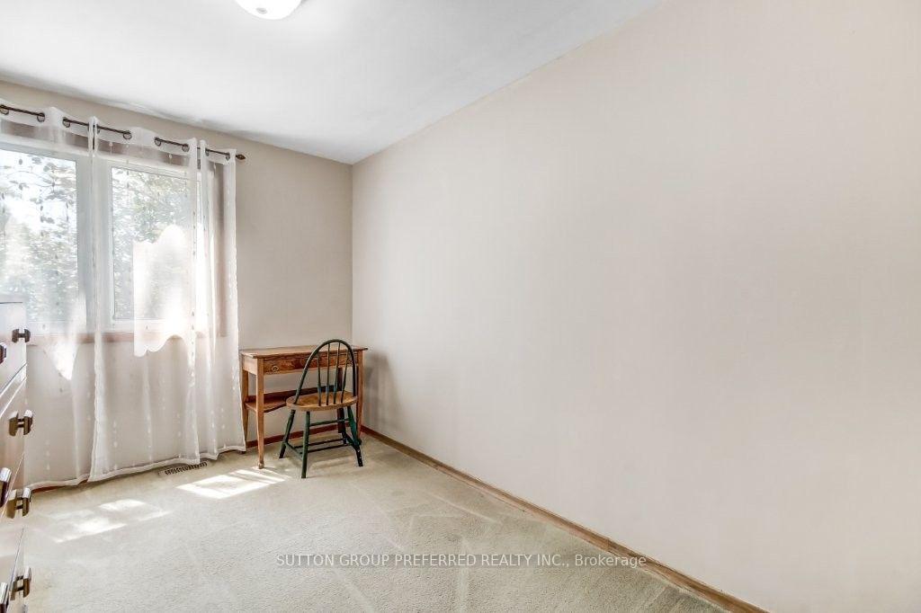 Photo 11 of 1280 Sorrel Road, London, East D — HOMEH