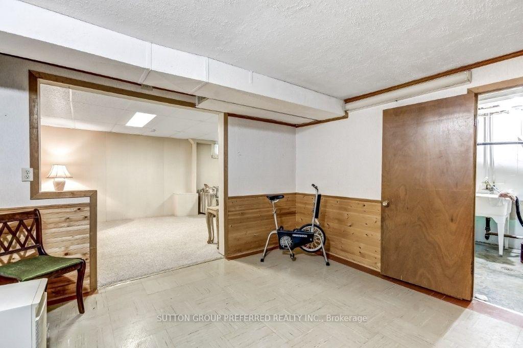 Photo 15 of 1280 Sorrel Road, London, East D — HOMEH