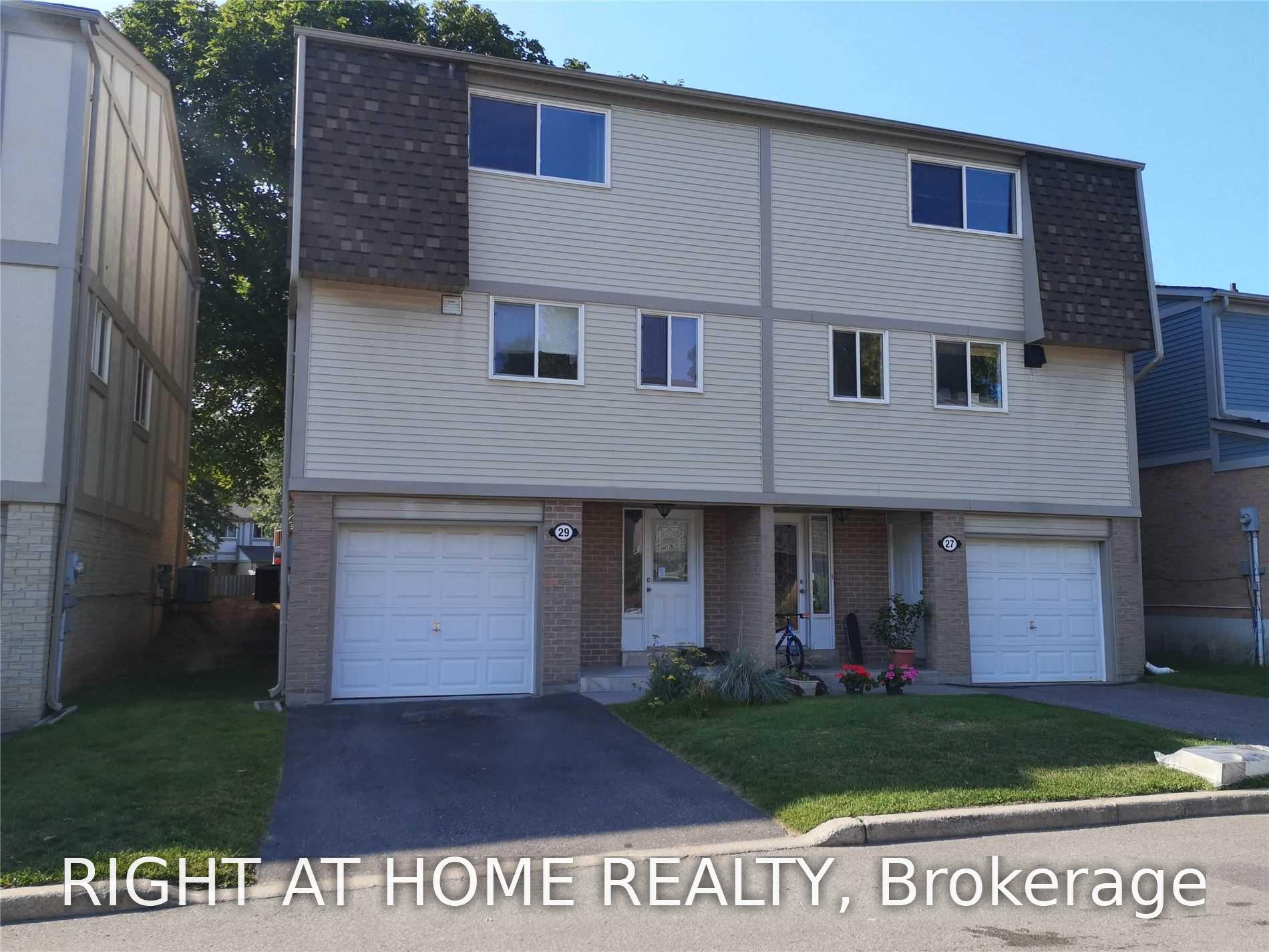 Photo 1 of 29 New Port Way, Markham, Thornhill — HOMEH