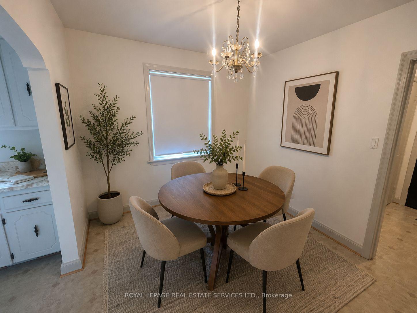 Photo 5 of 100 Ballacaine Drive, Etobicoke, Stonegate-Queensway — HOMEH