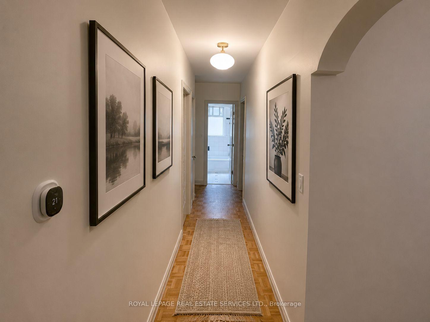 Photo 7 of 100 Ballacaine Drive, Etobicoke, Stonegate-Queensway — HOMEH