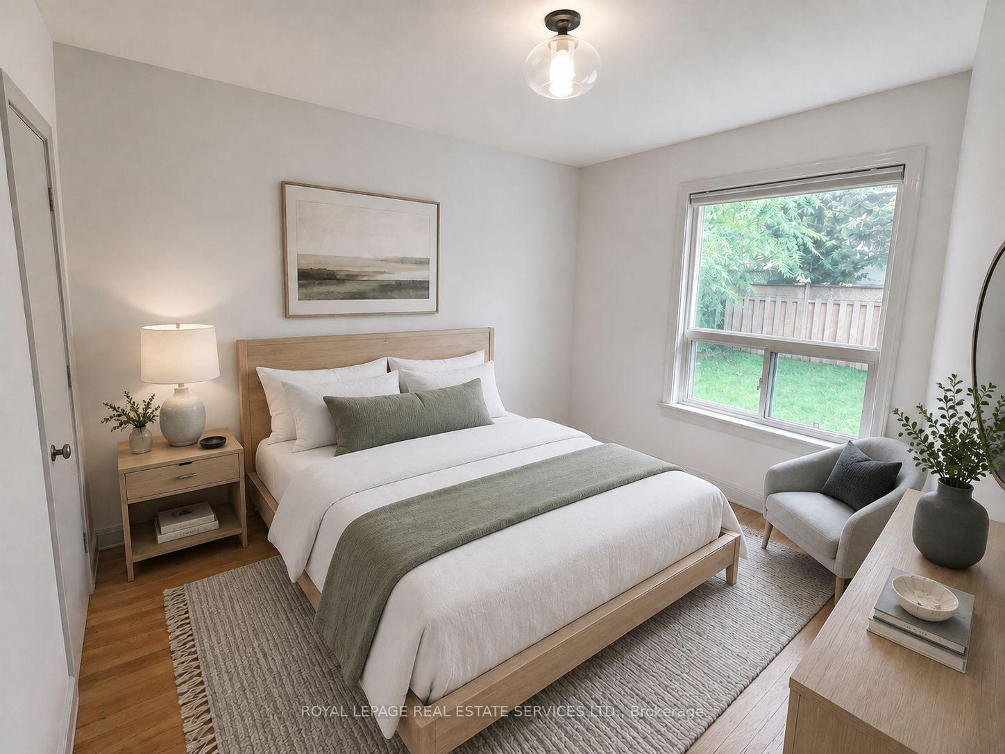 Photo 9 of 100 Ballacaine Drive, Etobicoke, Stonegate-Queensway — HOMEH