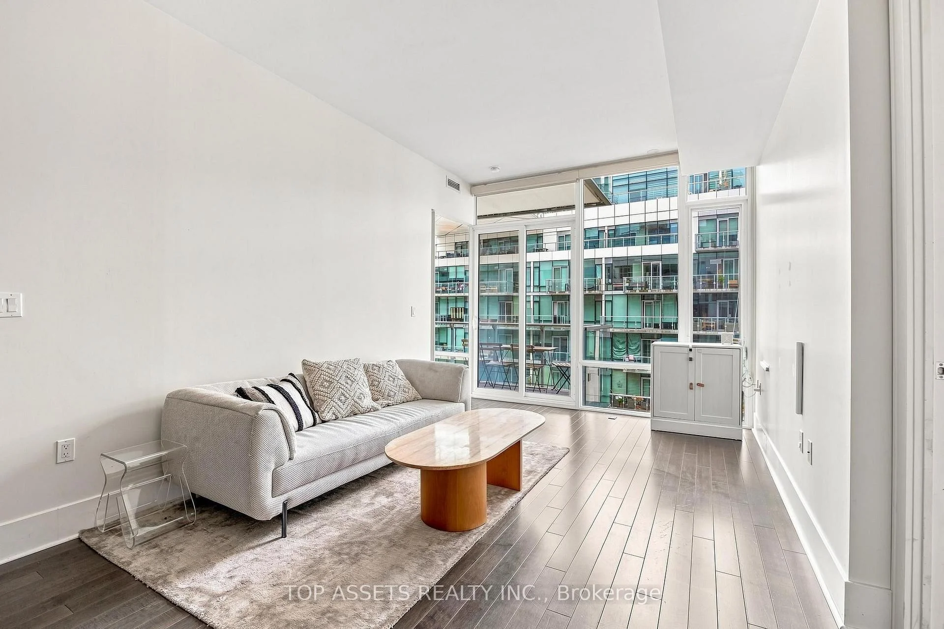 Photo 21 of Unit 919, 29 Queens Quay E, Toronto, Waterfront Communities — HOMEH