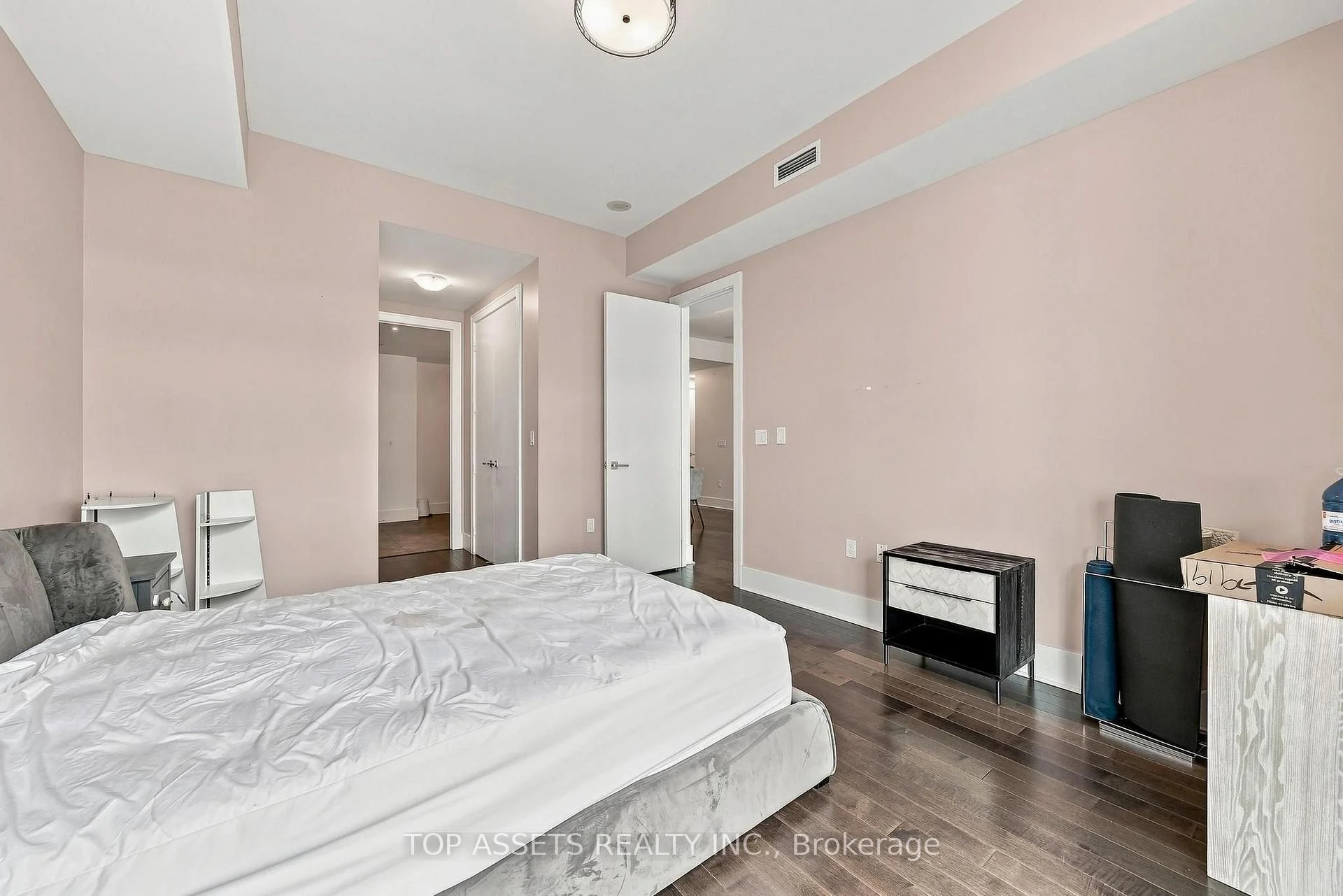 Photo 26 of Unit 919, 29 Queens Quay E, Toronto, Waterfront Communities — HOMEH