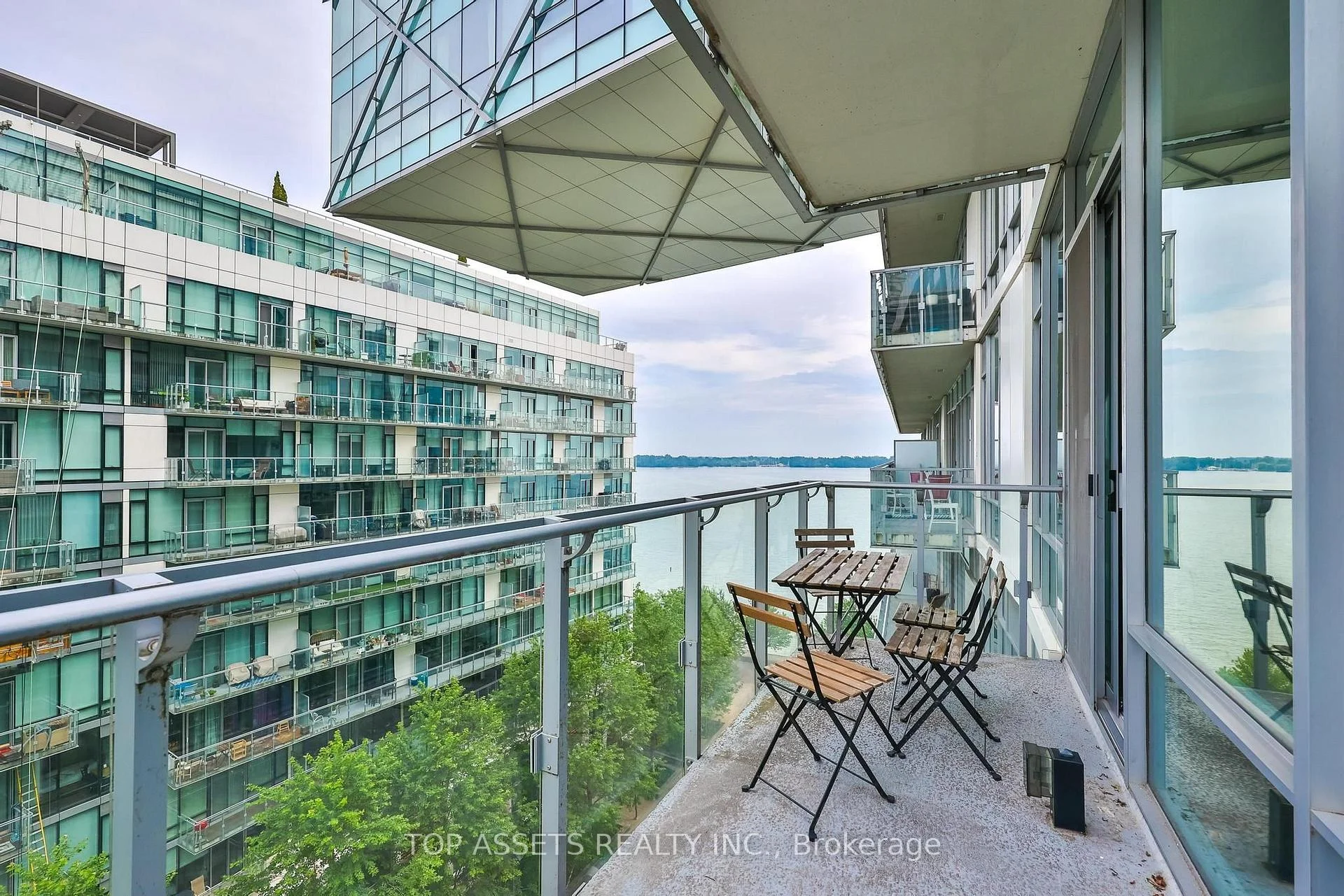 Photo 36 of Unit 919, 29 Queens Quay E, Toronto, Waterfront Communities — HOMEH