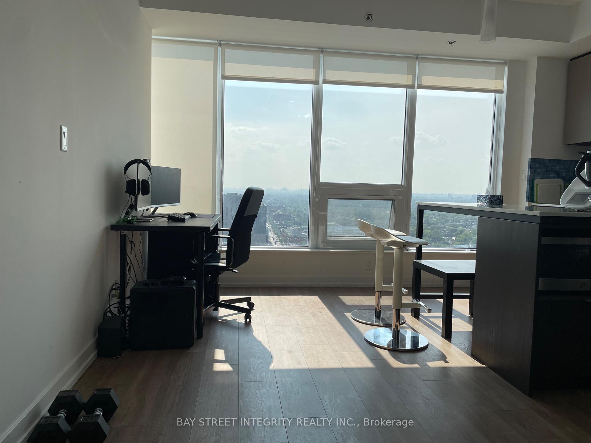 Photo 3 of Unit 2803, 203 College Street, Toronto, Kensington-Chinatown — HOMEH