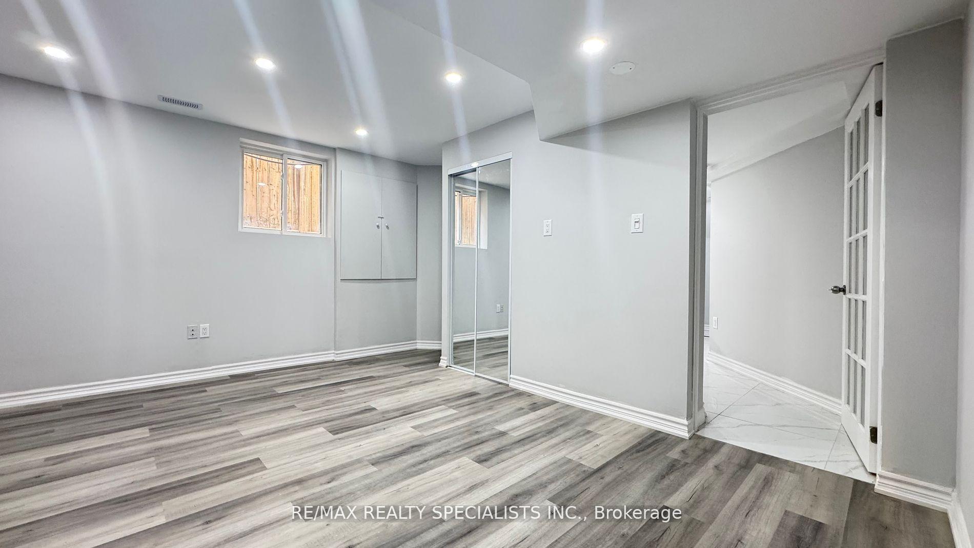 Photo 7 of Unit Lower 2-B, 3 Lennon Trail, Brampton, Fletcher's Creek South — HOMEH