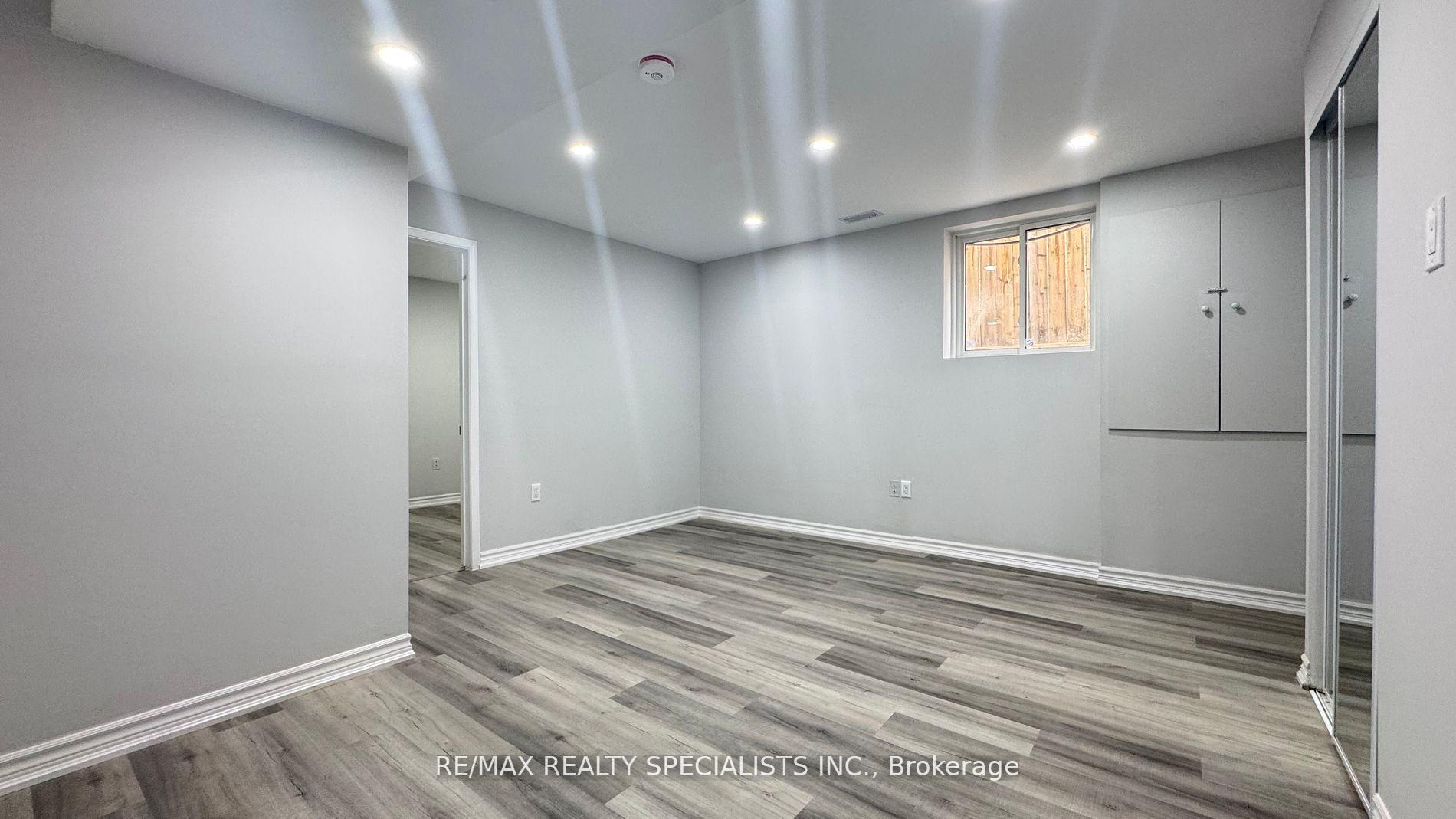Photo 8 of Unit Lower 2-B, 3 Lennon Trail, Brampton, Fletcher's Creek South — HOMEH