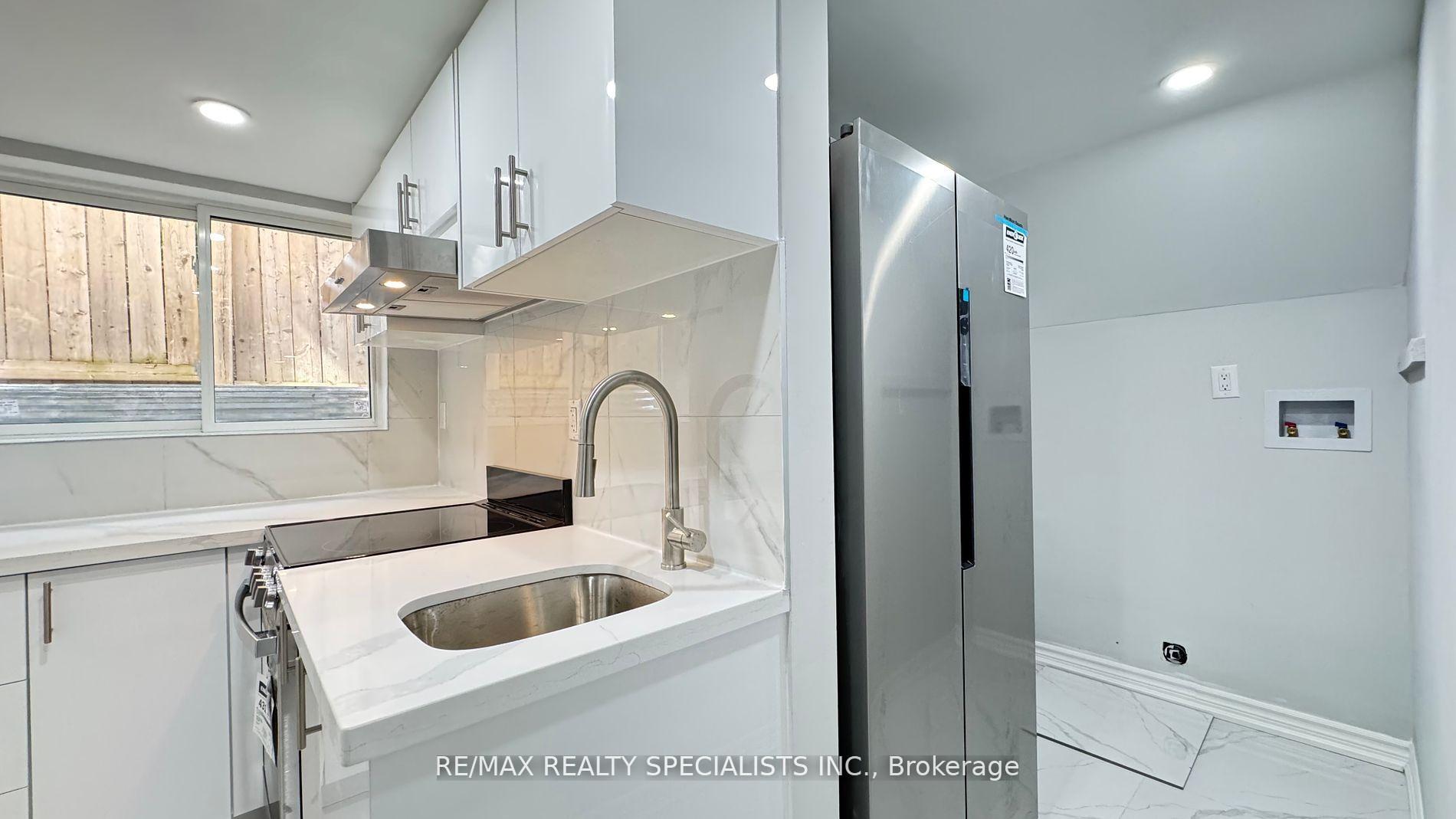 Photo 17 of Unit Lower 2-B, 3 Lennon Trail, Brampton, Fletcher's Creek South — HOMEH