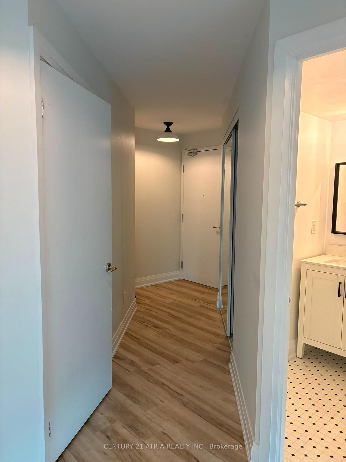 Photo 13 of Unit 574, 209 Fort York Boulevard SE, Toronto, Niagara — HOMEH