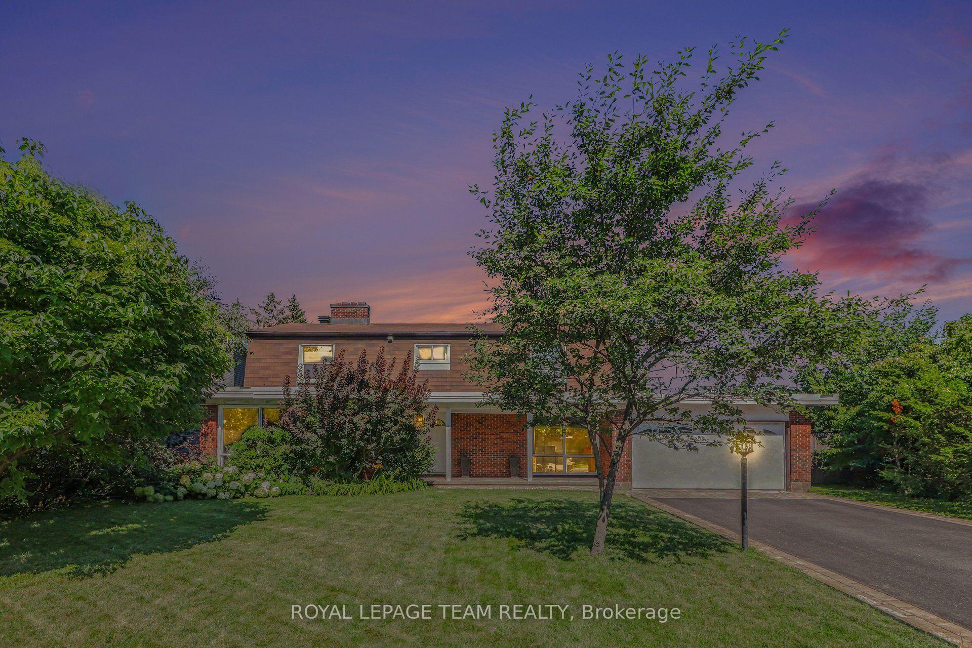 Photo 2 of 23 Sioux Crescent, Ottawa, Bruce Farm/Graham Park/Qualicum/Bellands — HOMEH