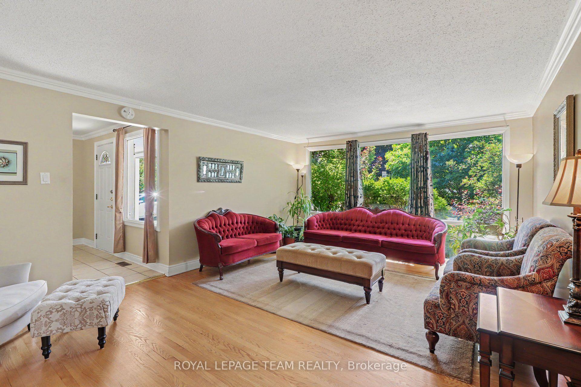 Photo 6 of 23 Sioux Crescent, Ottawa, Bruce Farm/Graham Park/Qualicum/Bellands — HOMEH