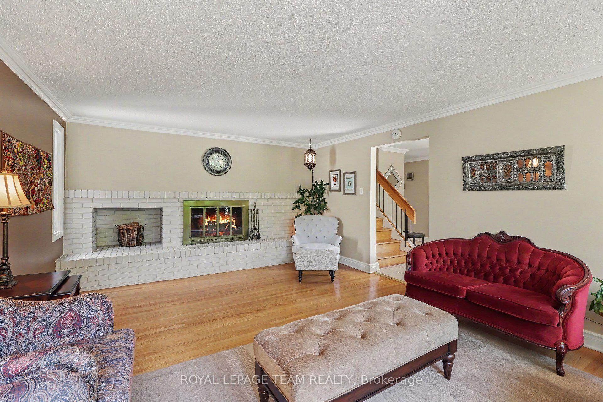 Photo 7 of 23 Sioux Crescent, Ottawa, Bruce Farm/Graham Park/Qualicum/Bellands — HOMEH