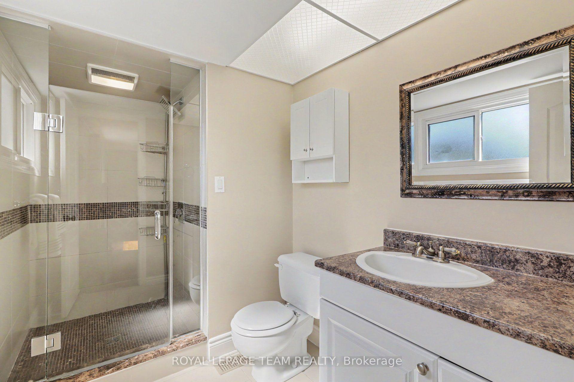 Photo 18 of 23 Sioux Crescent, Ottawa, Bruce Farm/Graham Park/Qualicum/Bellands — HOMEH