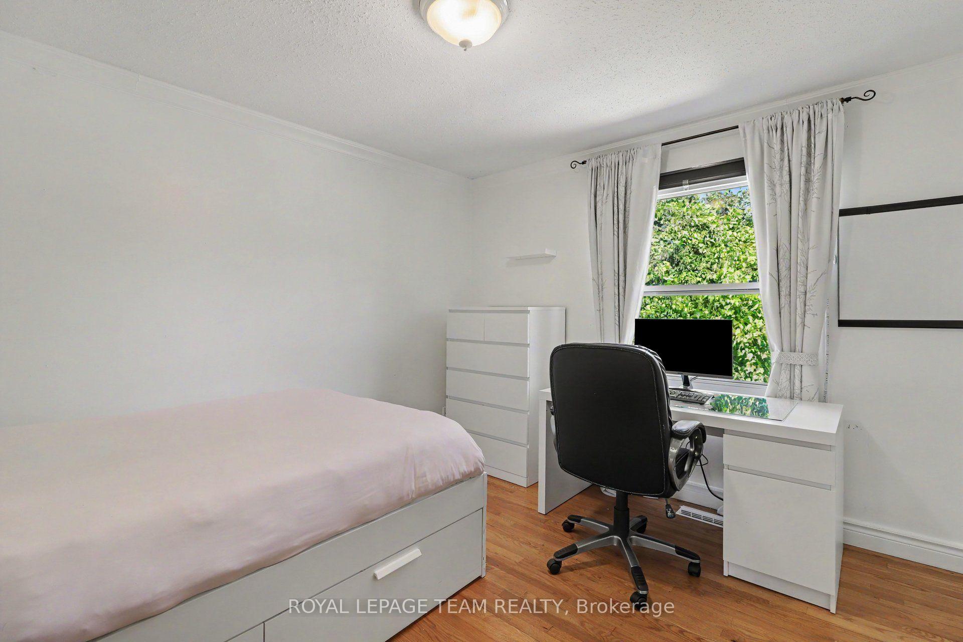 Photo 21 of 23 Sioux Crescent, Ottawa, Bruce Farm/Graham Park/Qualicum/Bellands — HOMEH
