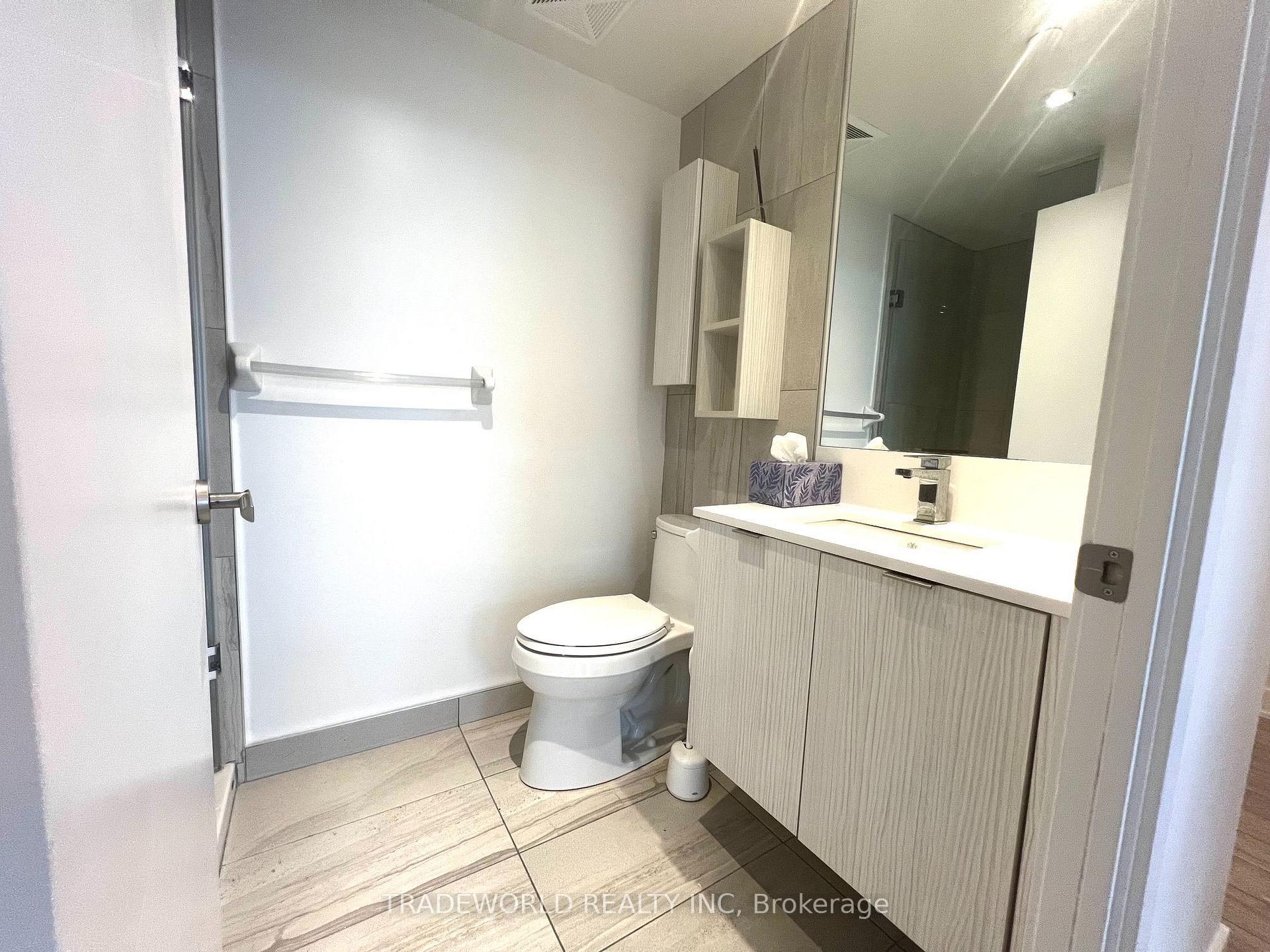 Photo 7 of Unit 2701, 195 Redpath Avenue, Toronto, Mount Pleasant West — HOMEH