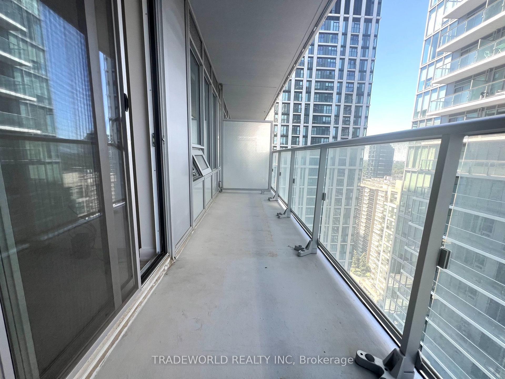 Photo 8 of Unit 2701, 195 Redpath Avenue, Toronto, Mount Pleasant West — HOMEH
