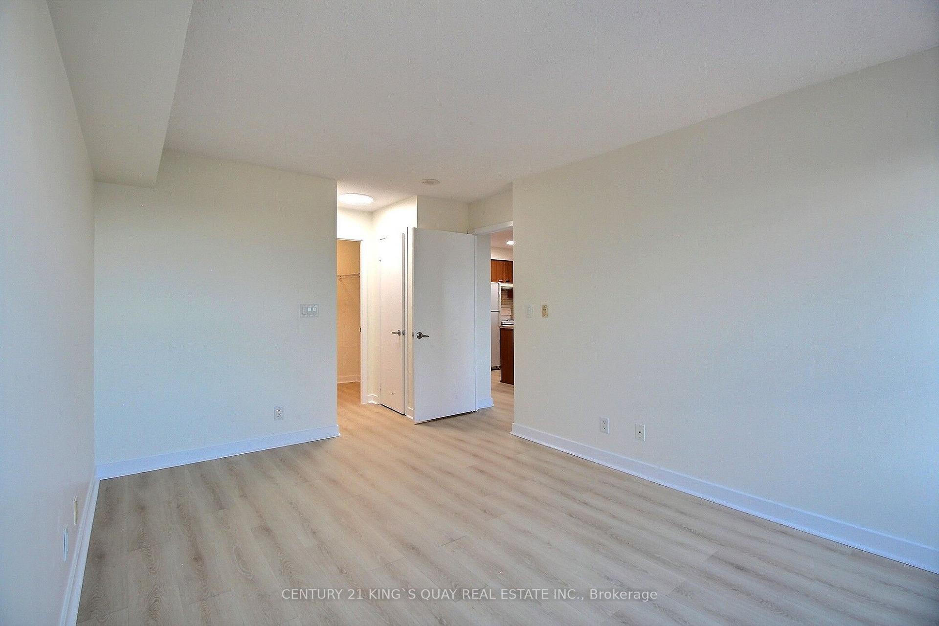 Photo 10 of Unit 2009, 36 Lee Centre Drive, Scarborough, Woburn — HOMEH