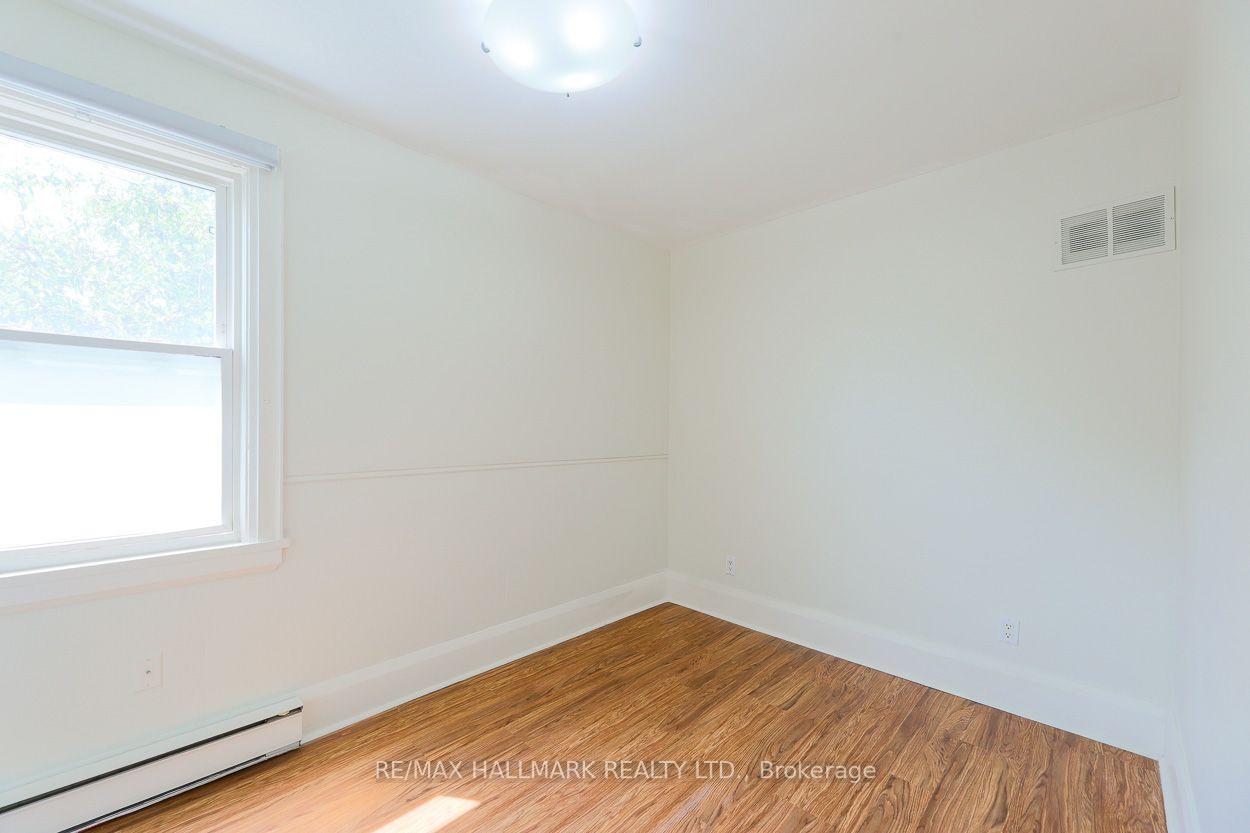 Photo 5 of Unit Upper, 2159 Gerrard Street E, Toronto, East End-Danforth — HOMEH