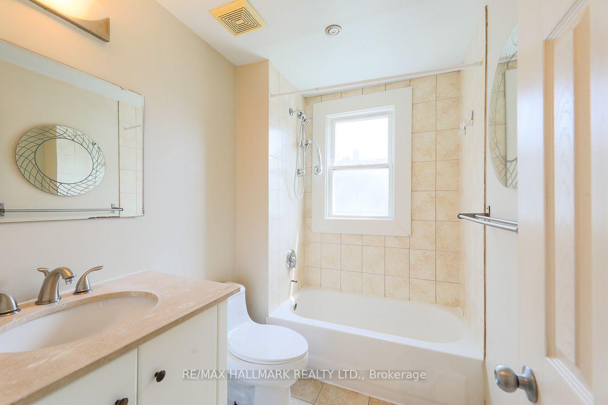 Photo 10 of Unit Upper, 2159 Gerrard Street E, Toronto, East End-Danforth — HOMEH